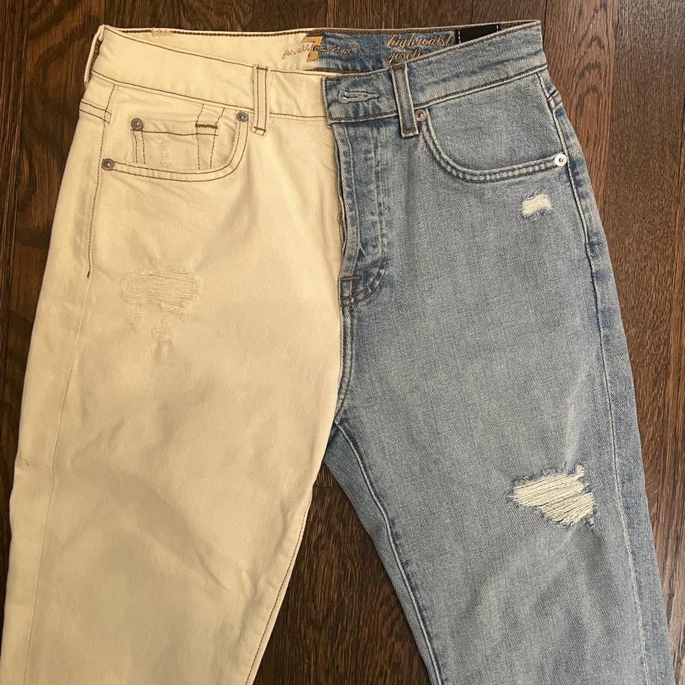 7 For All Man Kind High Waisted Josefina Jeans in size 25